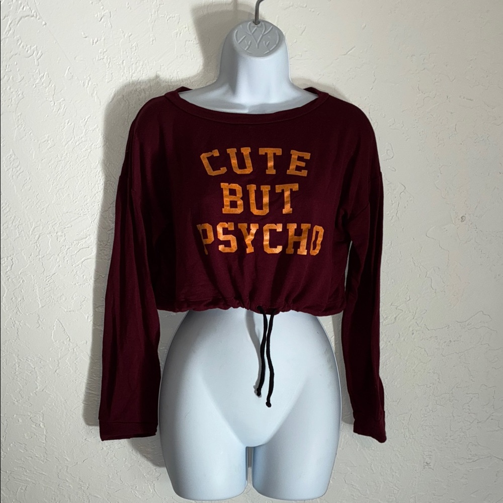 Chic Burgundy Graphic Crop Top